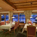 Hotel Alpenhotel Tirolerhof 4*