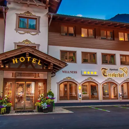 מלון Alpenhotel Tirolerhof