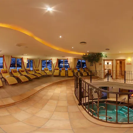 アルペンホテル チロラーホフ