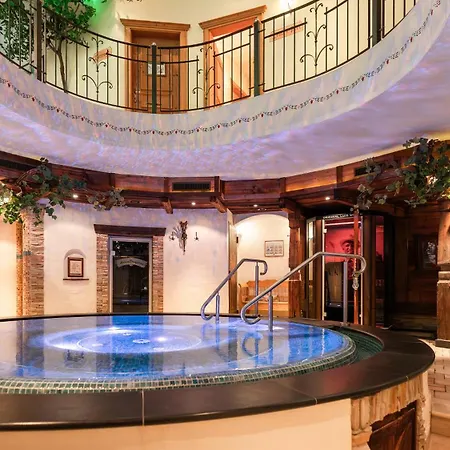 Alpenhotel Tirolerhof نيوستيف ام ستوبيتا