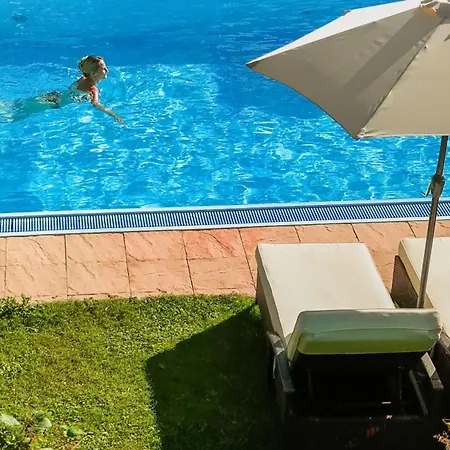 Alpenhotel Tirolerhof מלון 4*