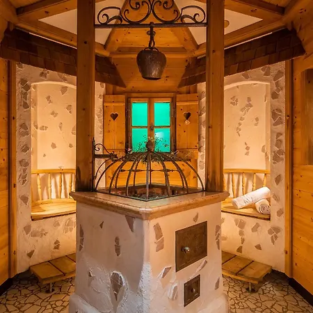 Alpenhotel Tirolerhof Hotel