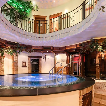 Alpenhotel Tirolerhof 4*