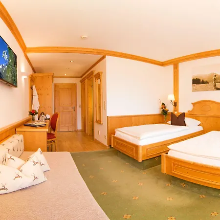 アルペンホテル チロラーホフ ノイシュティフト・イム・シュトゥーバイタール