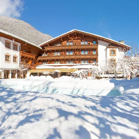 Alpenhotel Tirolerhof 4* ניוסטיפט אים סטובאיטל