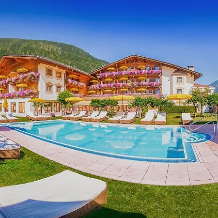 Alpenhotel Tirolerhof 4*