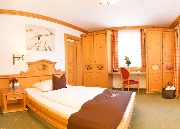 Alpenhotel Tirolerhof Hotel 4*