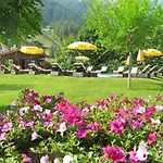 Hotel Alpenhotel Tirolerhof 4*