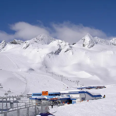 Hotell Alpenhotel Tirolerhof 4*